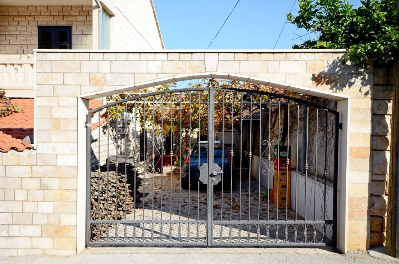 סופטאר Apartment Jerka מראה חיצוני תמונה