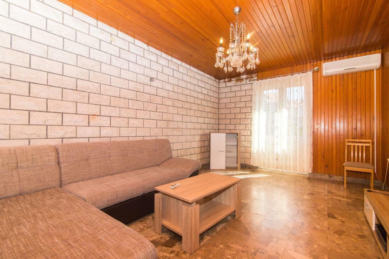 סופטאר Apartment Jerka מראה חיצוני תמונה